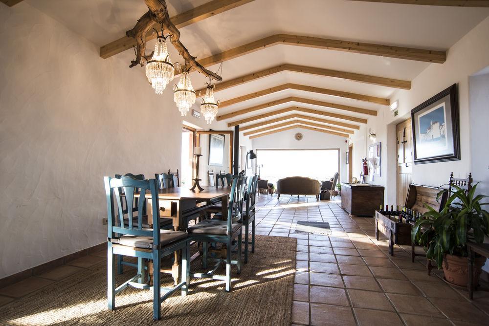 A Serenada Enoturismo Grândola Buitenkant foto
